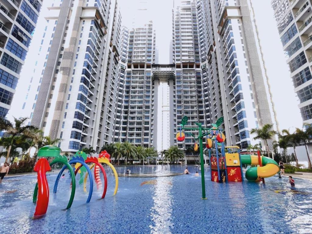 Atlantis - Modern Luxury Apartment Malacca